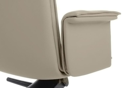 Кресло для руководителя Кресло для руководителя