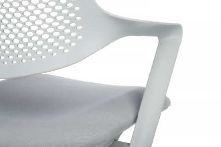 Стул для посетителей